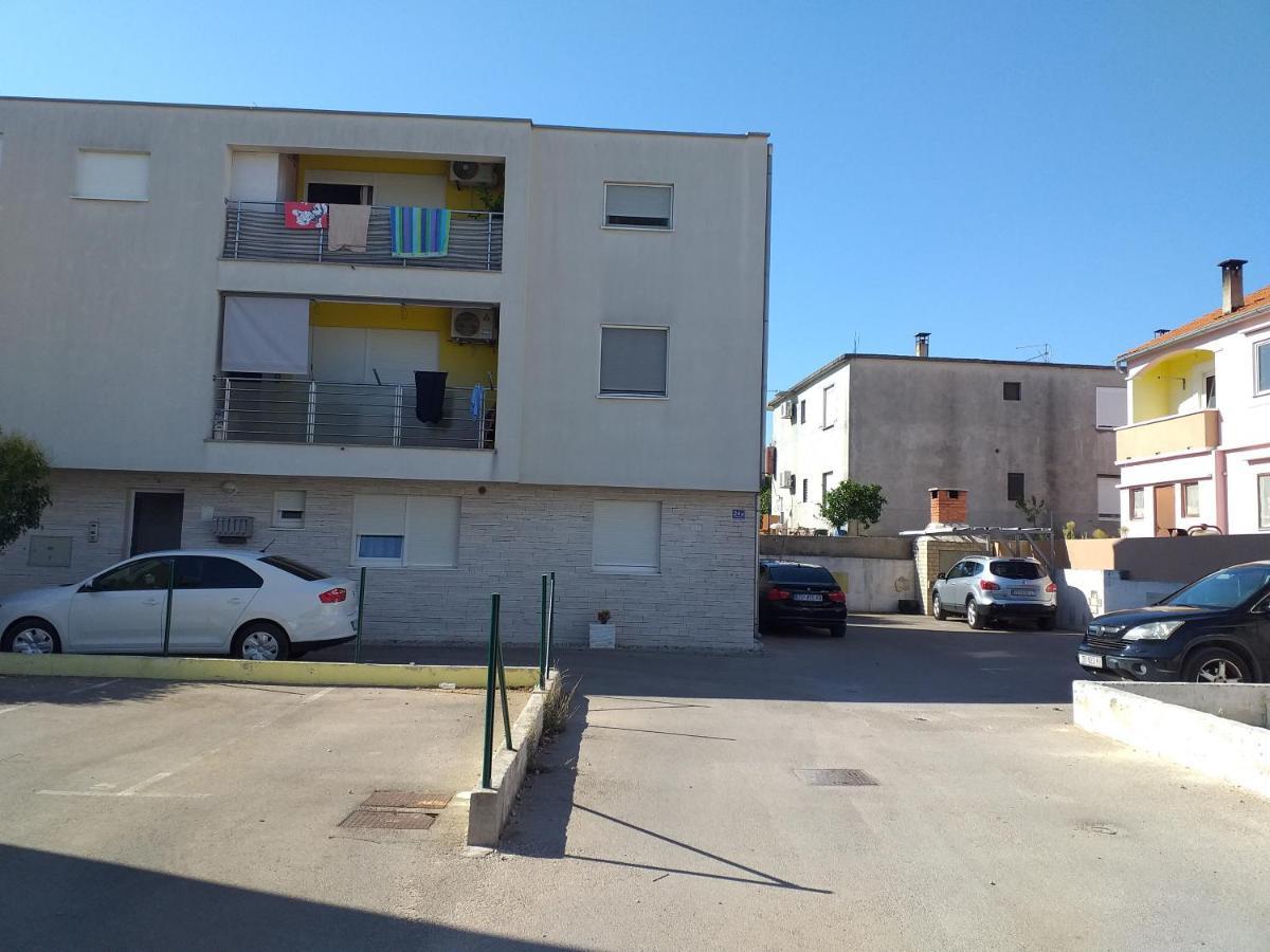 Apartments Zara Екстер'єр фото