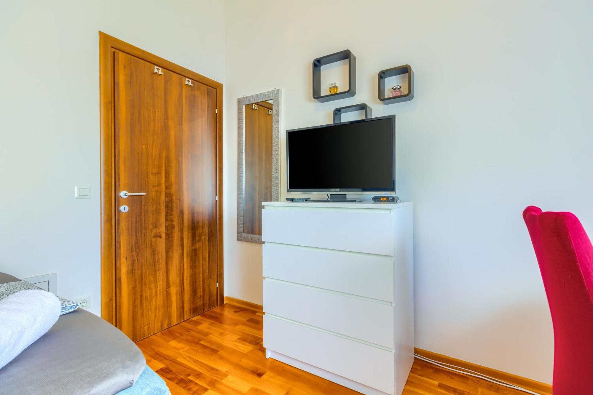 Apartments Zara Екстер'єр фото
