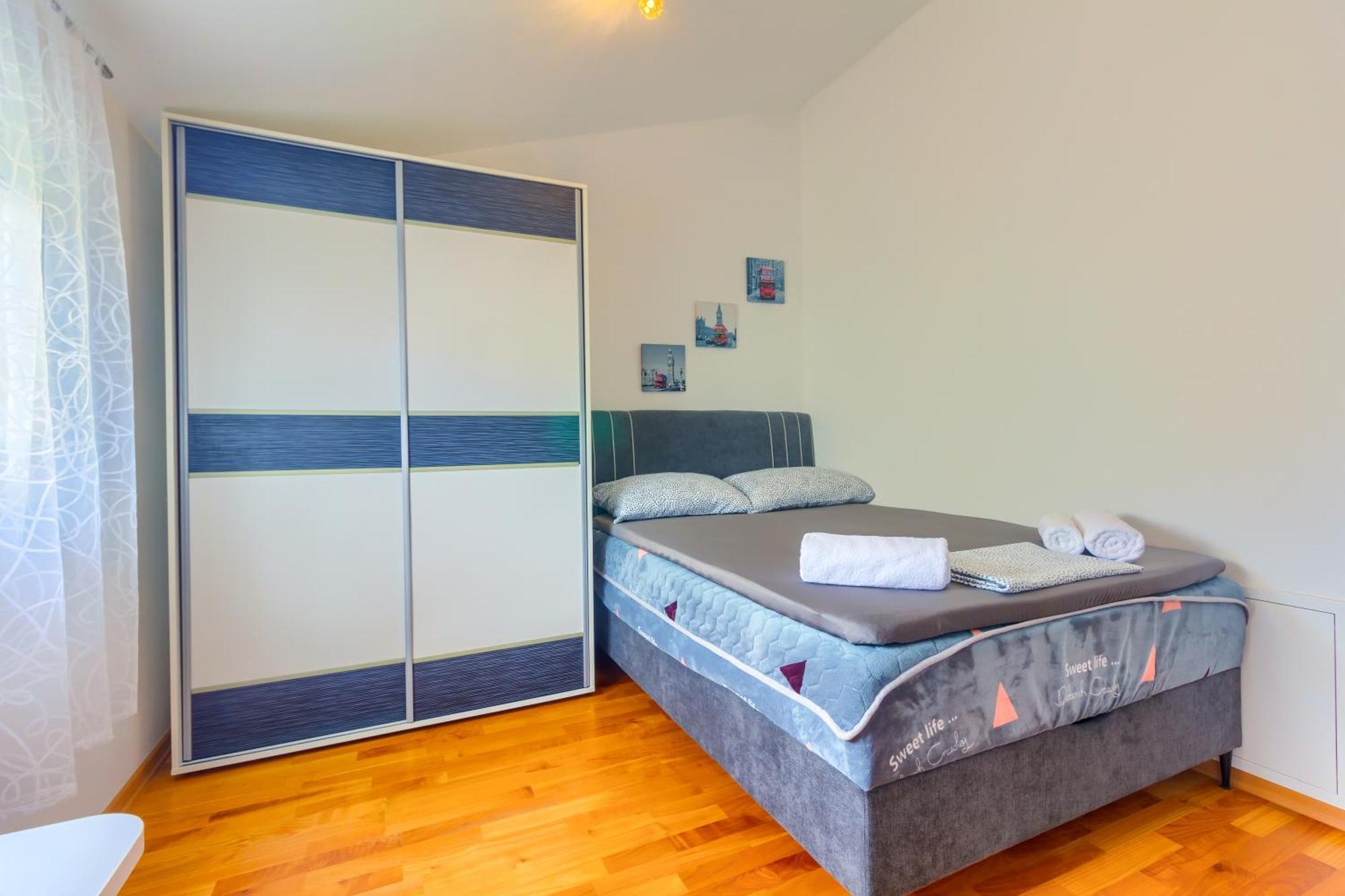 Apartments Zara Екстер'єр фото