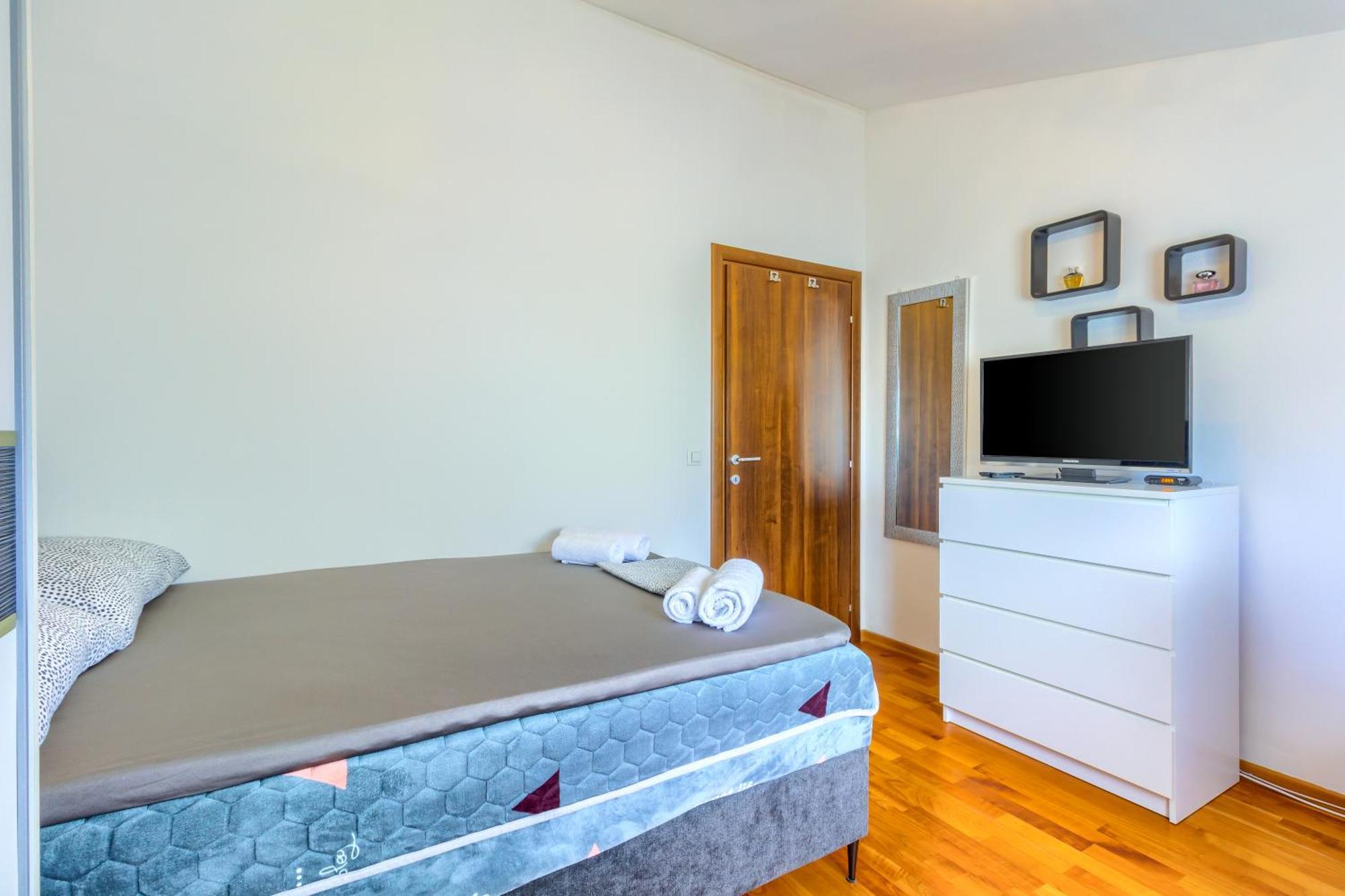 Apartments Zara Екстер'єр фото